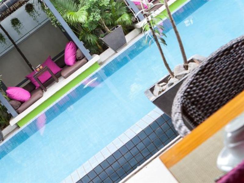 The 252 Hotel Phnom Pen Exterior foto